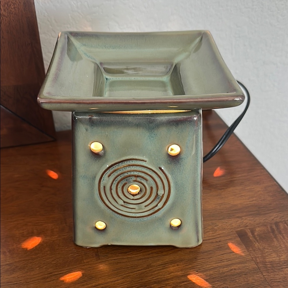 Scentsy Warmer Sendai Green Full Size